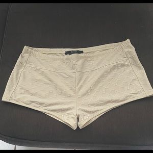 Gucci Women’s Shorts Size M